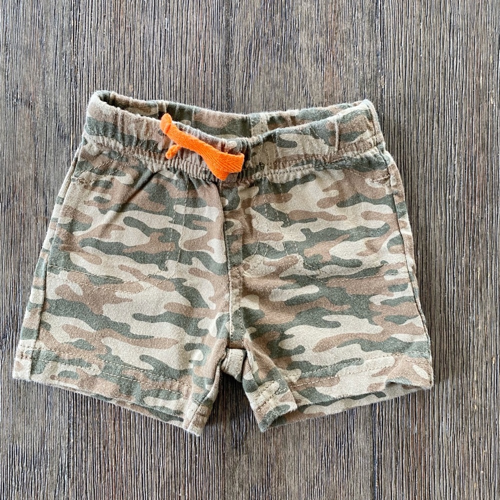 4/$10 Carter’s baby boy camo shorts